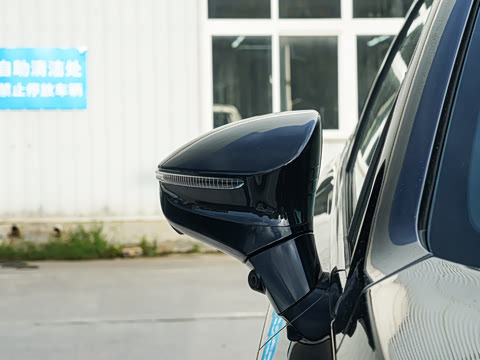 2025 BYD Tang DM-i Image 28